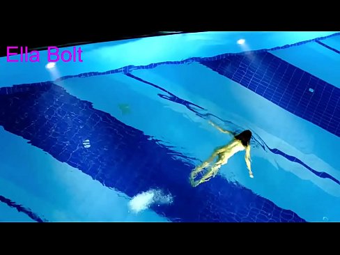 ❤️ Saya tidak boleh berhenti menonton, berambut perang muda ditangkap berenang bogel di kolam peranginan ELLA BOLT ❤❌ Lucah tegar di lucah ms.high-pass.ru ❌️❤
